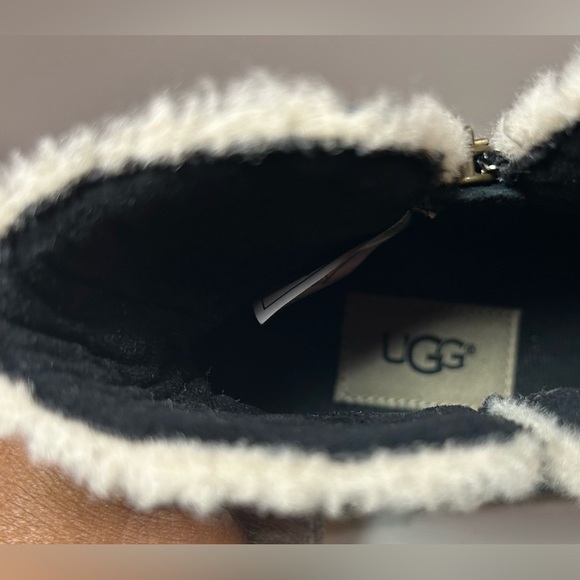 UGG Kids' Coletta Ankle Boot-Black - Picture 6 of 6